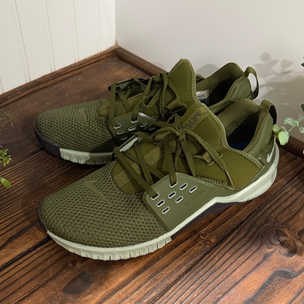 Like New Nike Free x Metcon 2 athletic training shoes